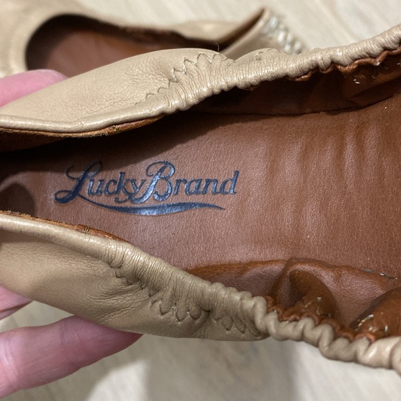 Lucky Brand Ballet Flat - Picture 3 of 7